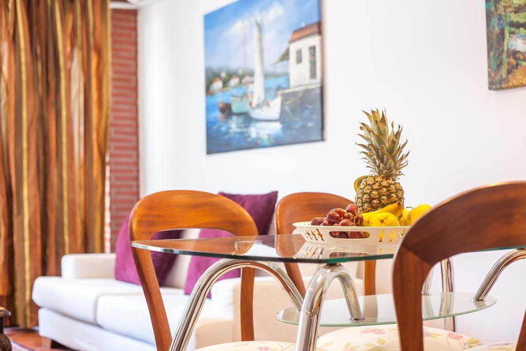 Danezis City Stars Boutique Aparthotel (Adults Only) Rhodes City Екстериор снимка